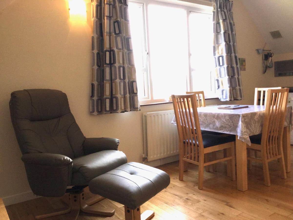 Country Garden House Holiday Homes แบลลีย์มันนี ภายนอก รูปภาพ