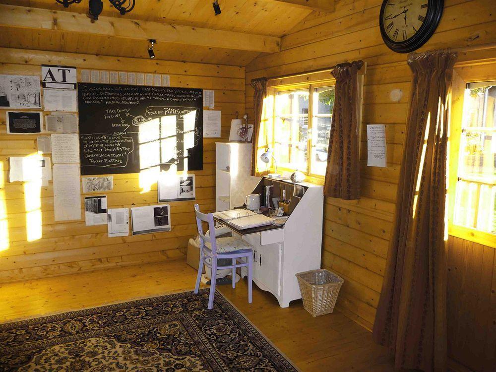 Country Garden House Holiday Homes แบลลีย์มันนี ภายนอก รูปภาพ